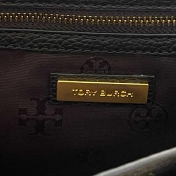 Authentic Tory Burch black bag Adjustable Shoulder Bag like new only removed tag - Picture 7 of 16
